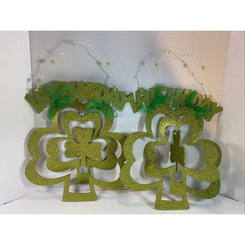 Happy Irish Day Shamrock Wall Plaques/Door Sign ~ Set Of 2 ~ 1 With Defect
